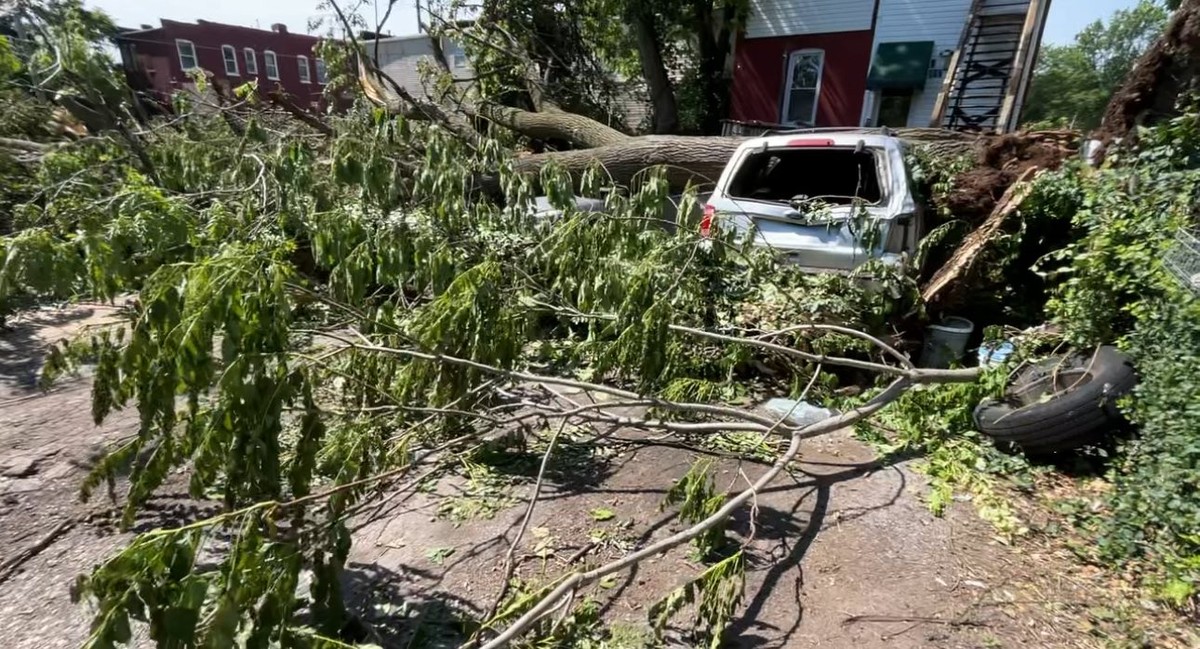 Tornado Survivor LITA Cried For Days Under Debris Until Someone Finally Heard Her Voice